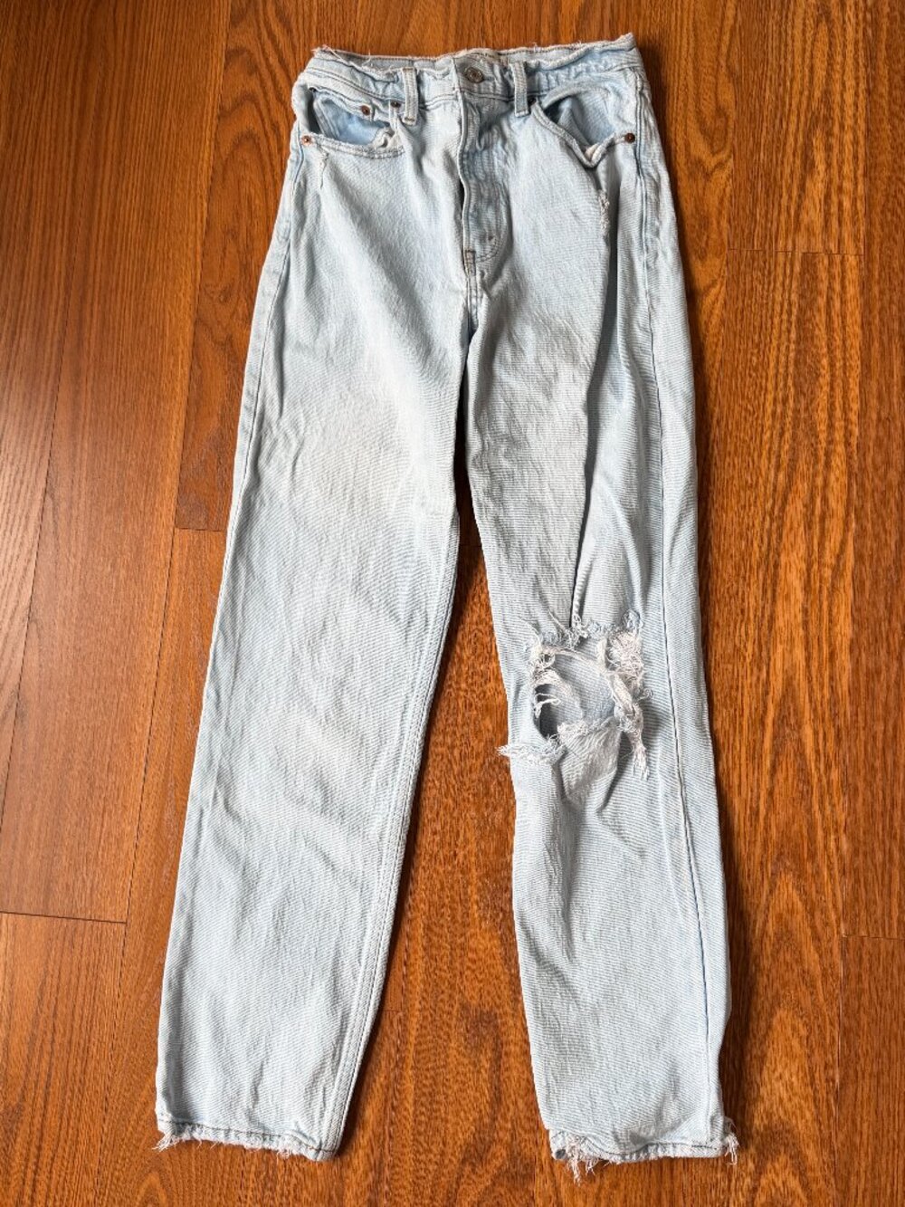 Abercrombie 90s Straight Ultra High Rise Jeans